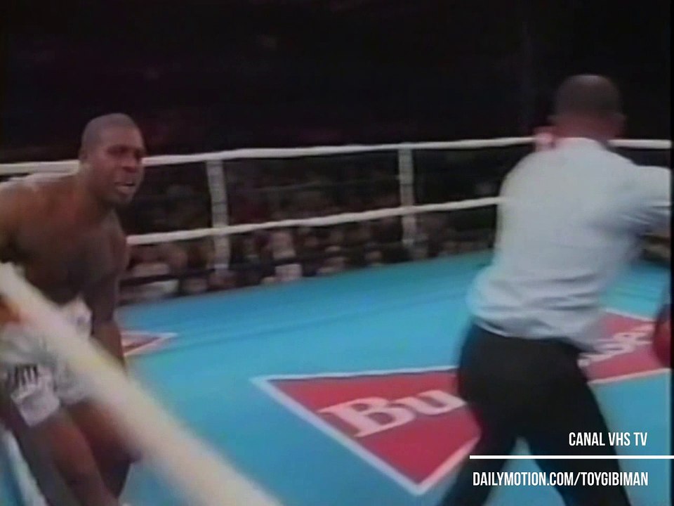 BOXE MIKE TYSON vs DONOVAN RUDDOCK EM 18-03-1991 MOMENTO APÓS O TÉRMINO DA LUTA