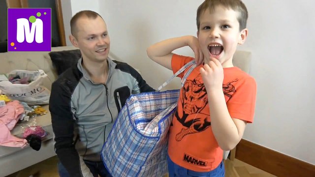 То чего Вы не видели ранее наши ЛИЧНЫЕ вещи Тысяча игрушек в сумках и 200 любимых Машинки Hot Wheels у Кати и Макса 2017