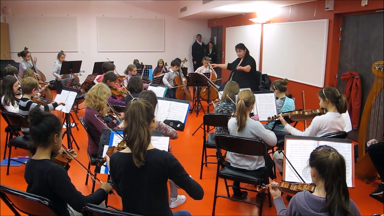 Romans-sur-Isère : leçon du mercredi à la Cité de la Musique