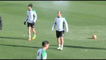 Zozulya ya se entrena en el Betis