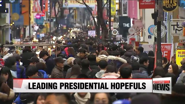 Recent poll results show Moon Jae-in tops in support for potential presidentical candidates for six straight weeks