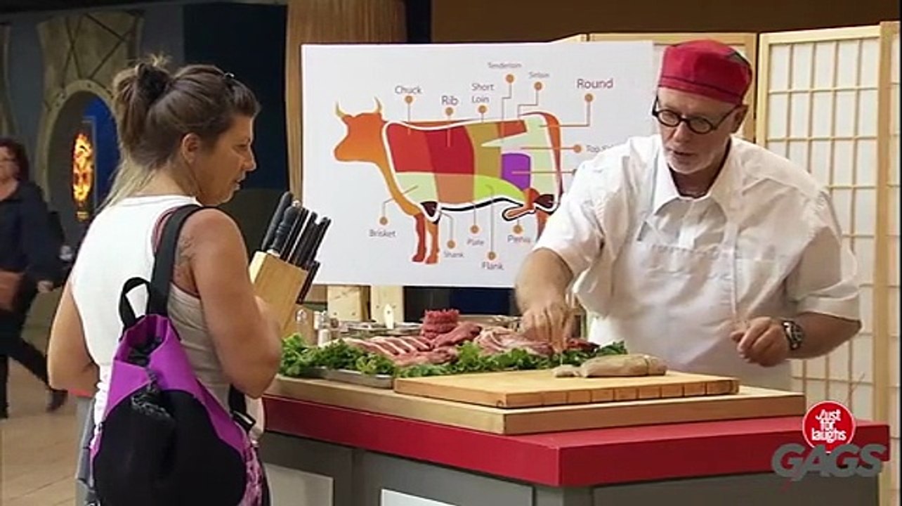 Versteckte Kamera - Kunden essen Bullenpenis