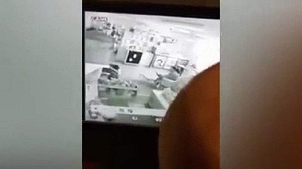 El horror de una madre al descubrir a otra mujer amamantando a su bebé
