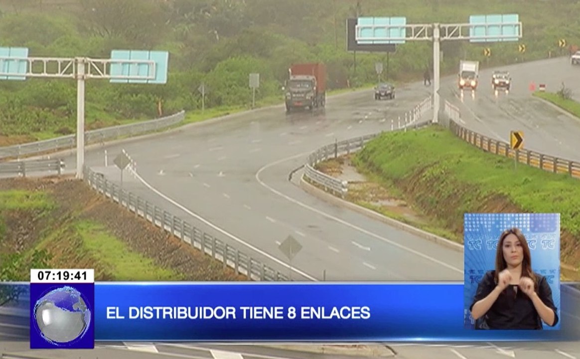 Presidente Correa entrega importante obra vial para Guayas