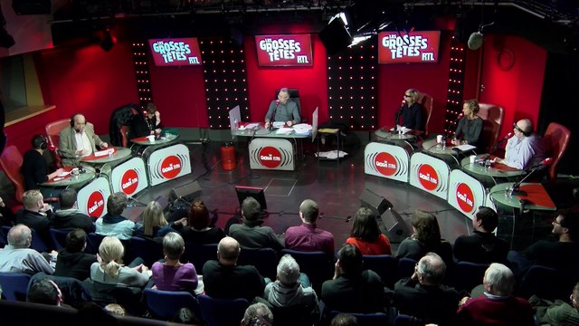 Pierre Bénichou montre son caleçon aux grosses têtes