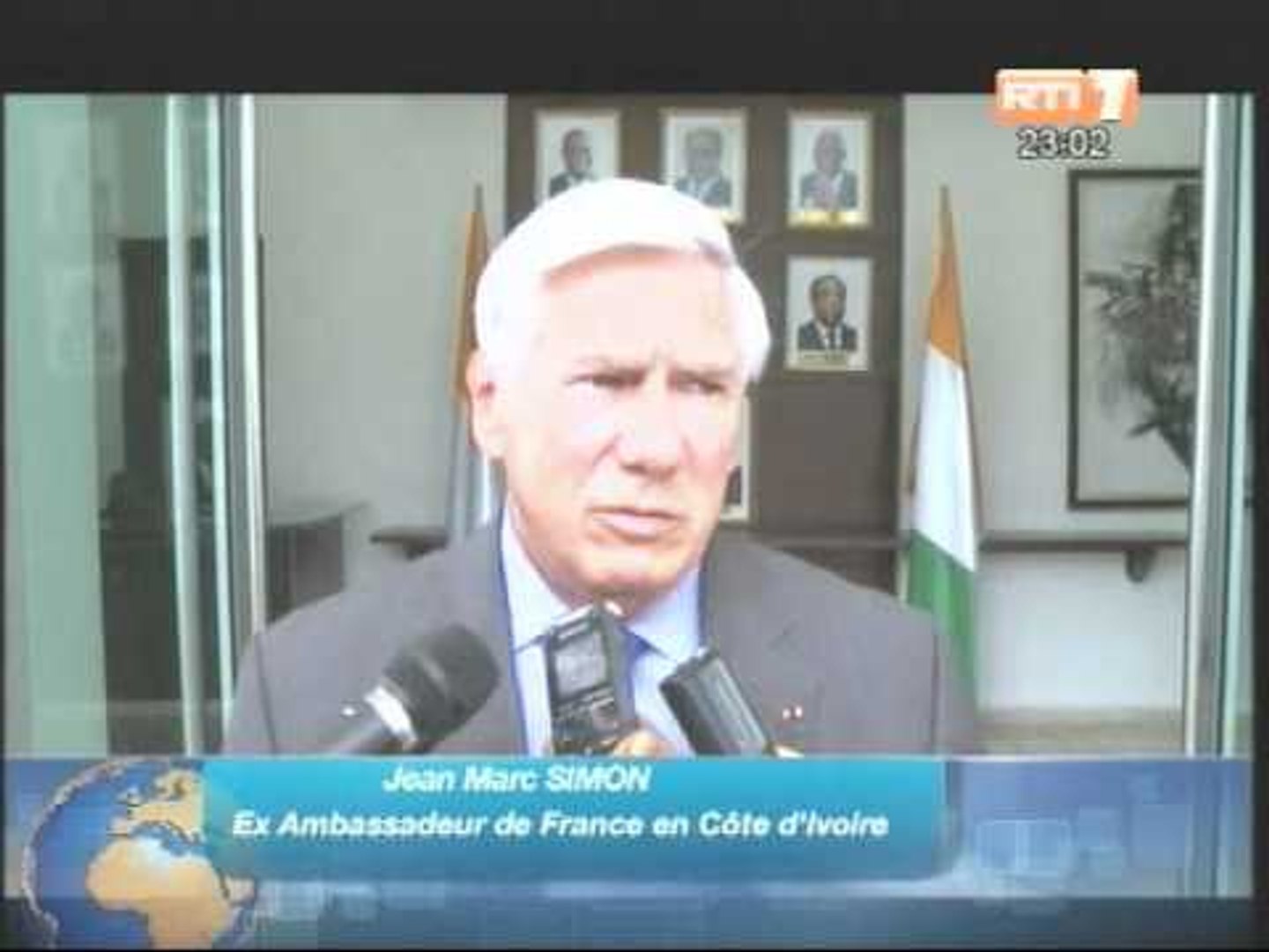 L'ambassadeur de France, Jean-Marc Simon, fait ses adieux au Premier  ministre Soro Guillaume - Vidéo Dailymotion