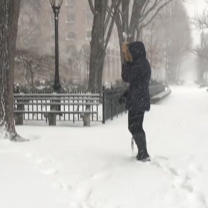 Thundersnow Rumbles in New York City
