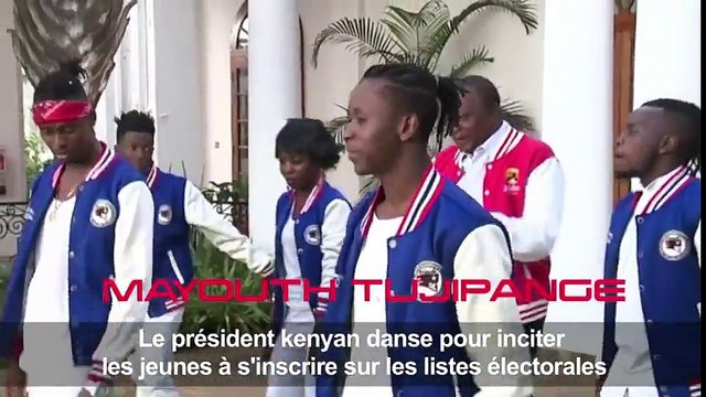 Le président kenyan danse pour inciter les jeunes à voter