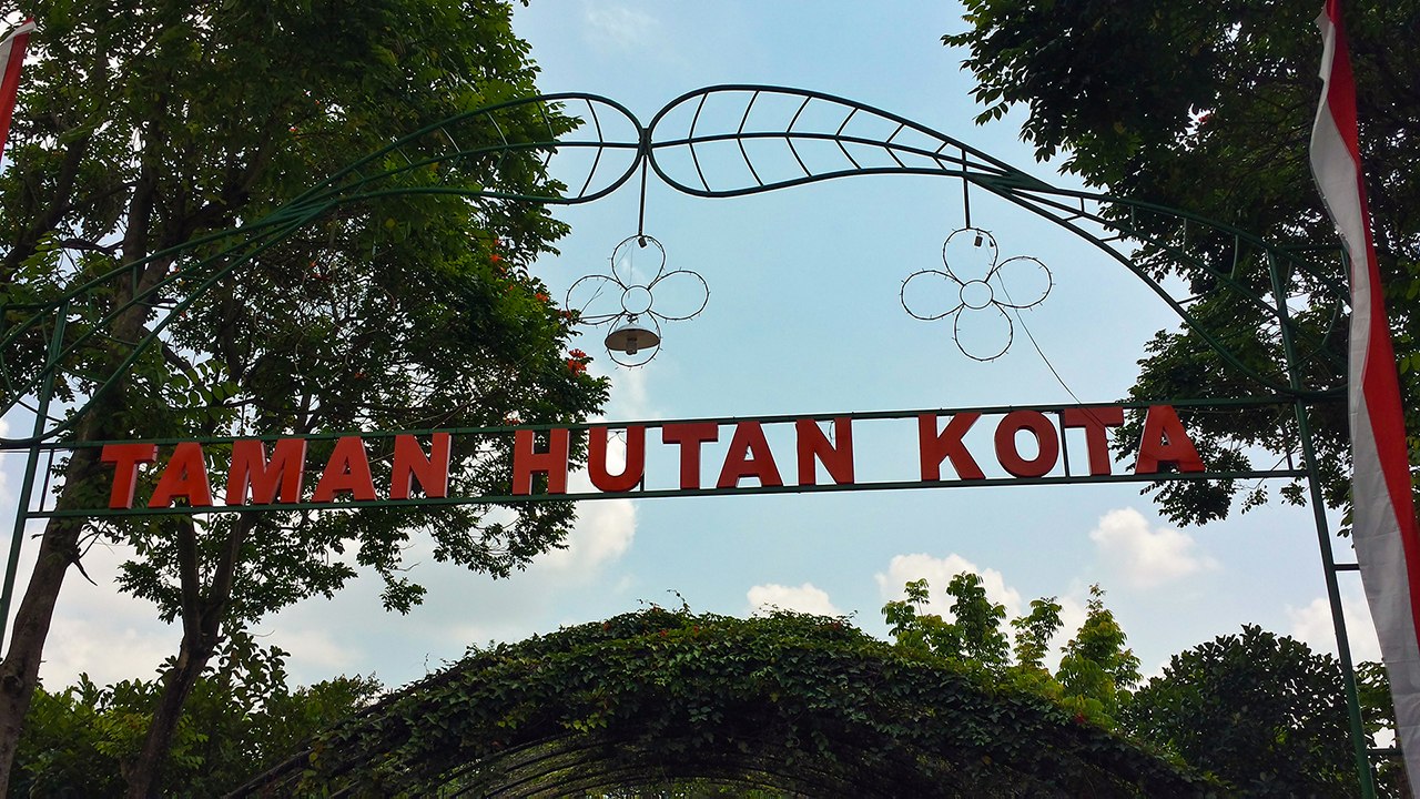 Taman HUKO (Hutan Kota) Tulungagung Tempat Rekreasi Alam Keluarga - Video Dailymotion