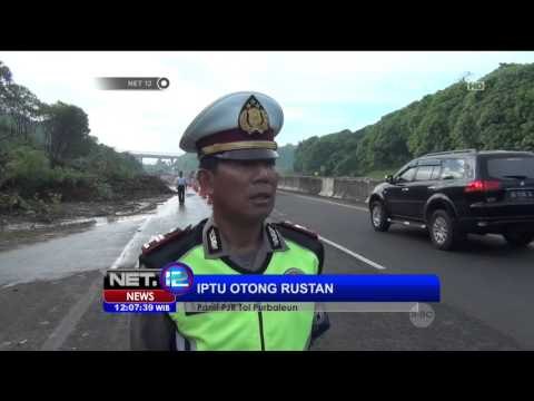 Longsor Terjang Jalan Tol Cipularang, Lalu Lintas Lumpuh - NET12