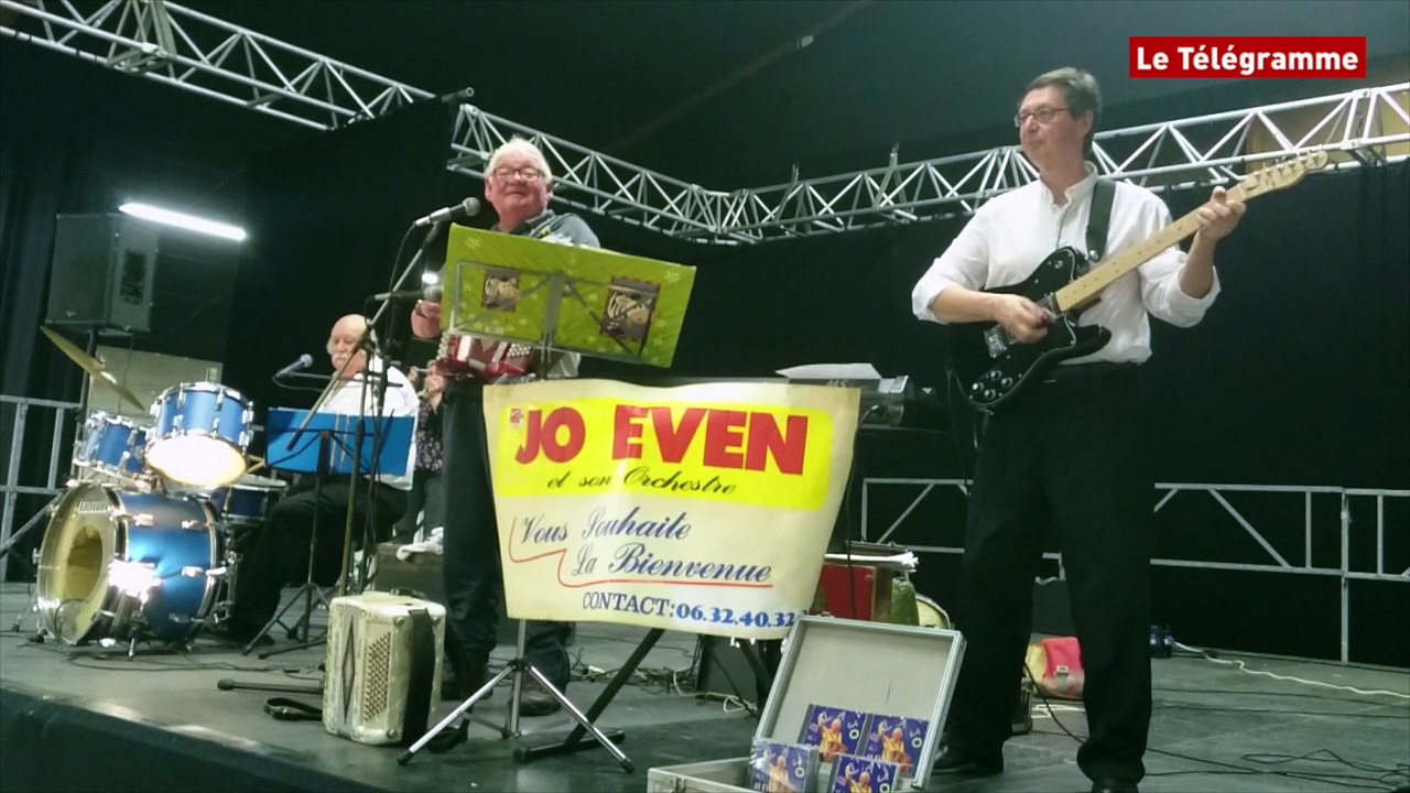 Morlaix. Un goûter et un bal pour les seniors