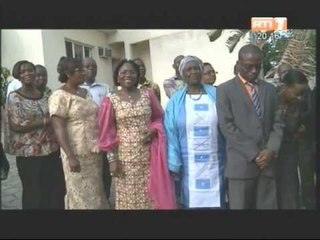 Le réseau Femme et gouvernance à reçu des dons de la Ministre de la Salubrité Urbaine