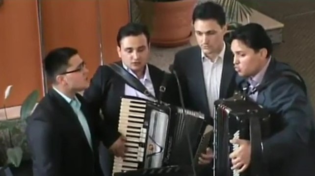 Colaj Frati Strugariu - Muzica Crestina Video!