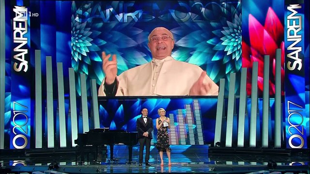 La copertina di Maurizio Crozza nella terza serata di Sanremo 2017