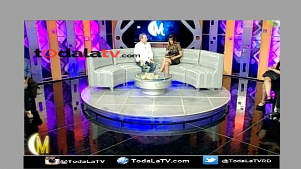 Yo no soy cantante yo soy "contante", dijo José Luis Perales a Mariasela-Esta Noche Mariasela-Video