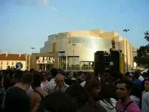 Technoparade 2007 - Bar Live - Dark Dog