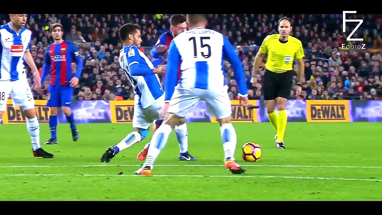 Best Football Skills & Tricks ● 2017-4mx8EMlUMlw
