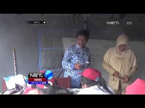 Pengungsi Sinabung Belajar di Tenda, Siap Hadapi Ujian - NET5