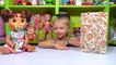 ✔ Кукла и Ярослава открывают Киндер Сюрпризы / Живая игрушка для детей. Doll Alive. ✔