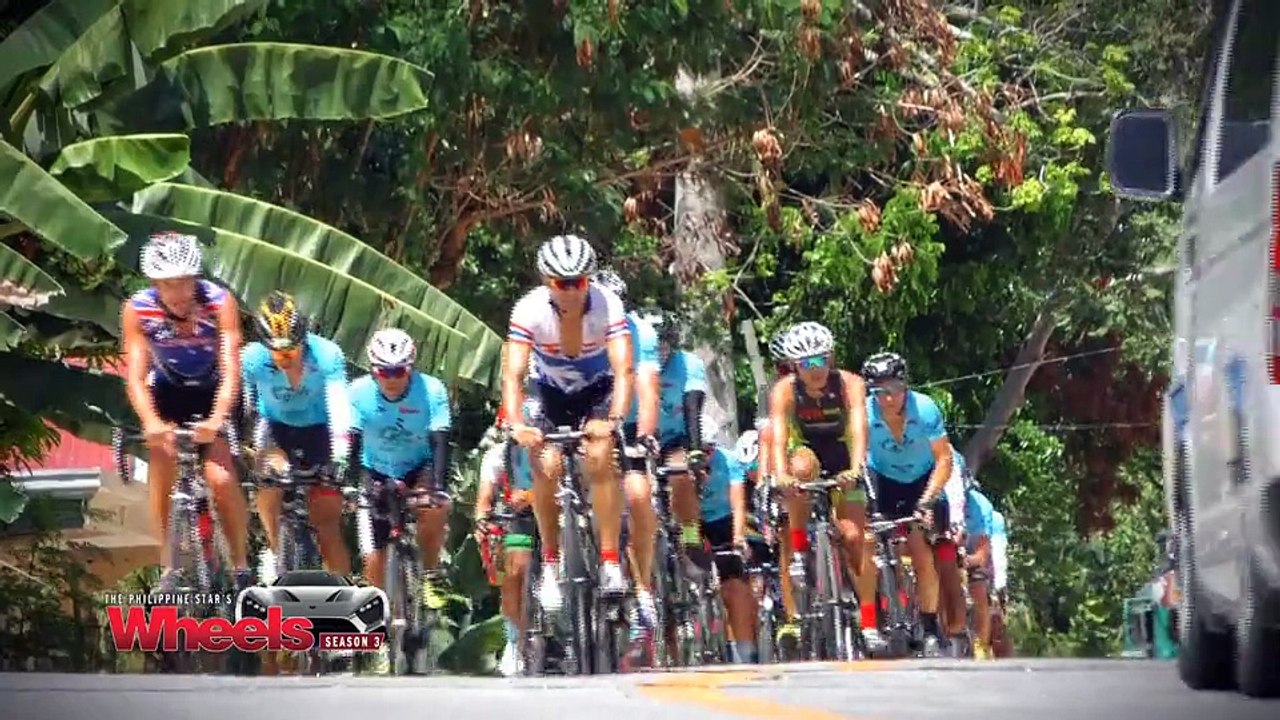 Matteo Guidicelli explores Bohol during the Giro d’Luca cycling event