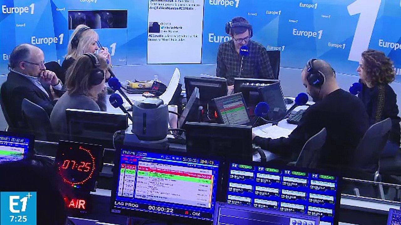 Le Pape François : "Le soir ye m'allume ma bougie Pier Import et ye dors comme un bébé !"