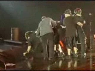 Rob Gee Beating - Sensation Black 2006