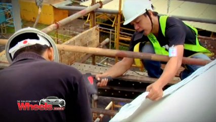 Matteo learns how to foil a car