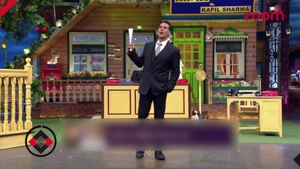 Akshay Kumar Puts On His Funny Shoes For A TV Show,Bollywood Stars At Moonlight Film Screening