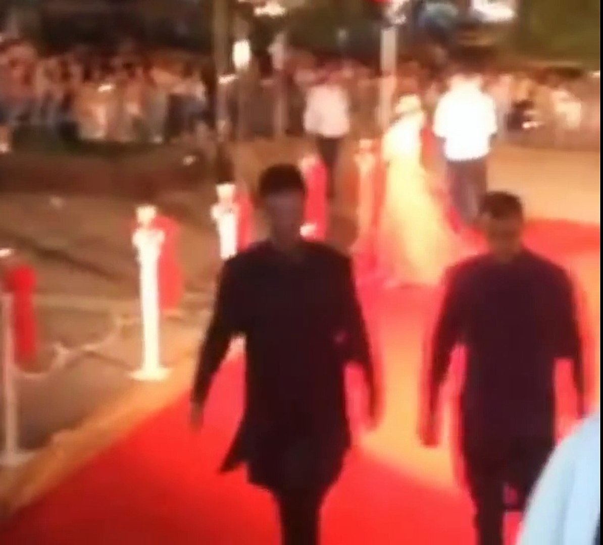Zhurma Show me Noizy Fitues