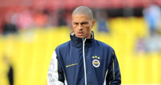 Eski F.Bahçeli Alex: Sandviç Alamayacak Durumdaki Çocuklardan Yararlanan Hocalar Gördüm