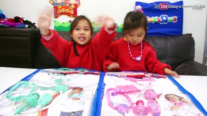 醫生遊戲 我們在玩具反斗城買到了醫生服裝 今天有哪些人生病了呢 佩佩豬 艾莎跟安娜 玩具開箱一起玩玩具 Sunny Yummy Kids TOYs Doctors game-YM9veoR8HMs