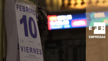 El Ibex 35 pierde un 0,10% pero se mantiene en los 9.400 puntos