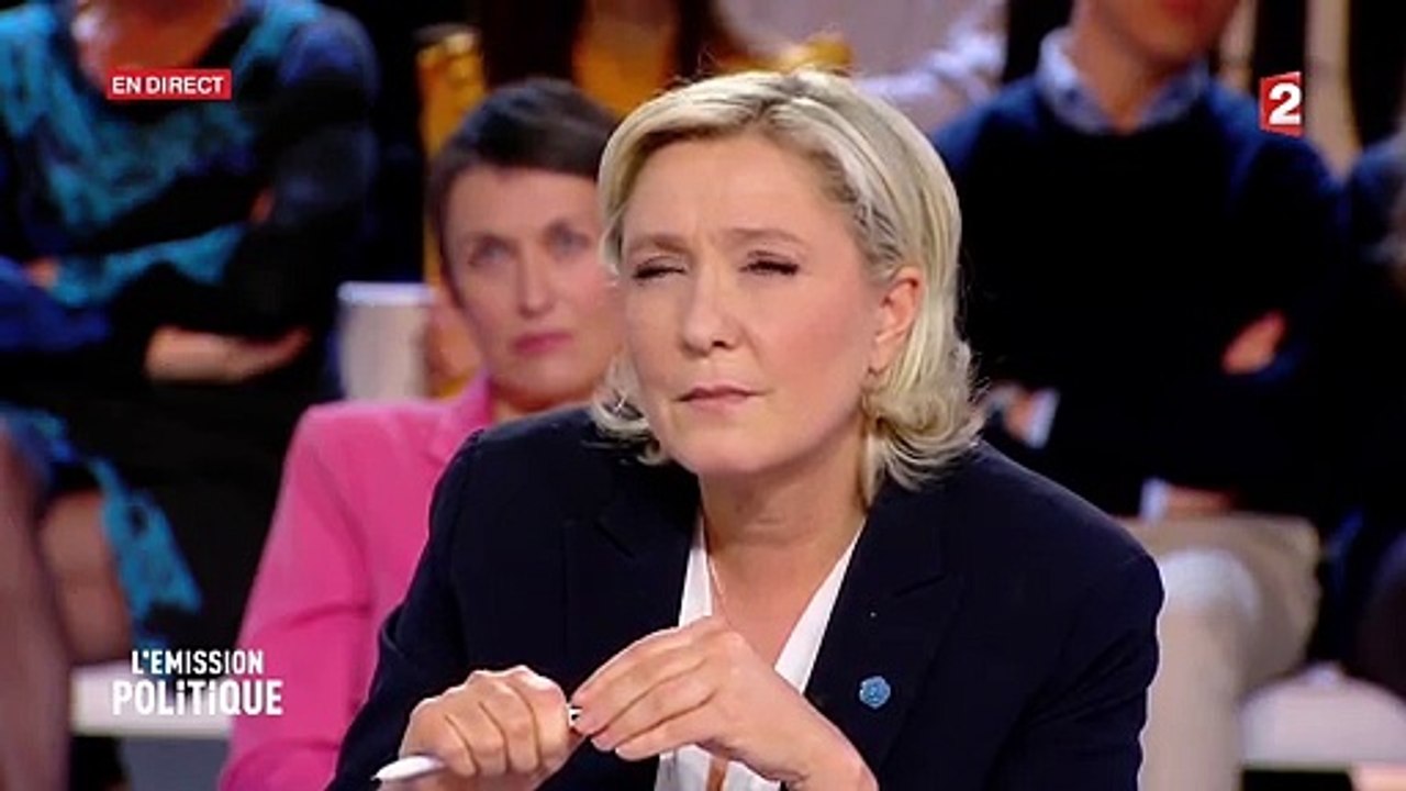 "Quand on aime la République, on l'enseigne" - Extrait du débat face à Marine Le Pen #LEmissionPolitique