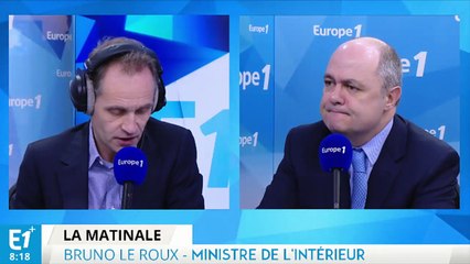 Bruno Le Roux condamne les propos du policier syndicaliste sur Europe 1