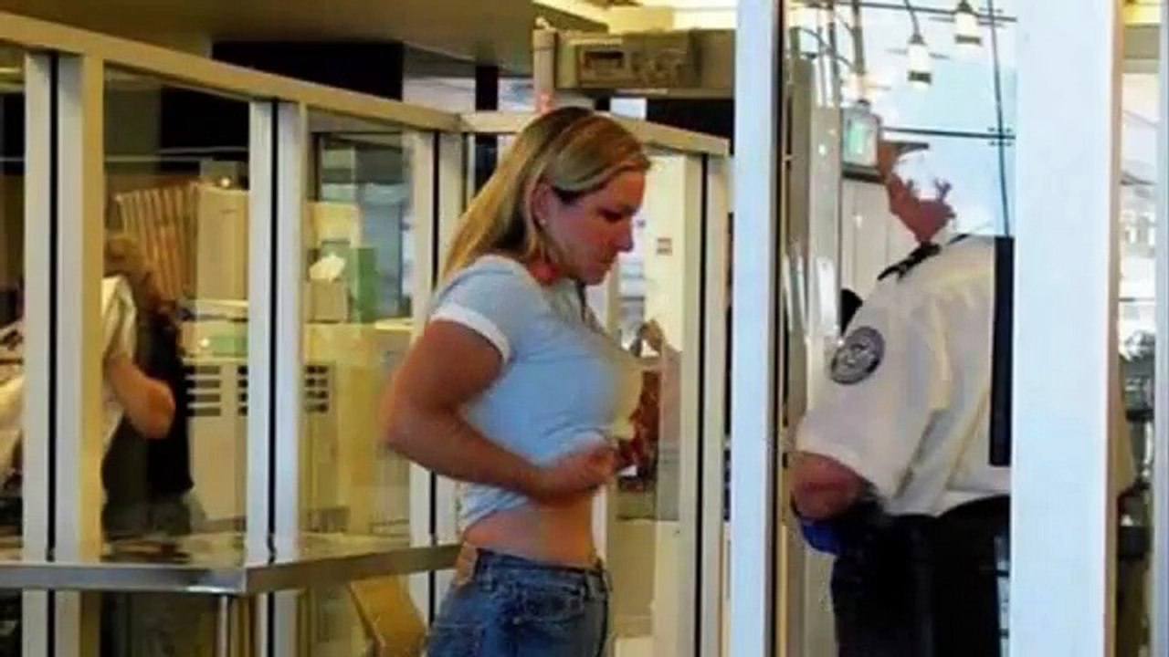 CONTROLUL CORPORAL din aceste aeroporturi pare desprins din FILMELE pentru adulți. Oare să fie chiar așa?