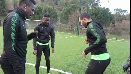 Quand Mario Balotelli se fait humilier par un freestyler