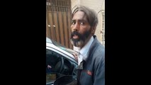 Meet another Educated Pakistani 'Beggar' Who Speaks English Fluently
