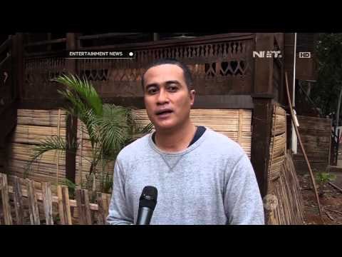 Adjie Pangestu Berkomunikasi dengan Anak melalui Media Sosial