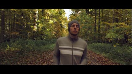 RUN! - 1 Minute Horror Short Movie