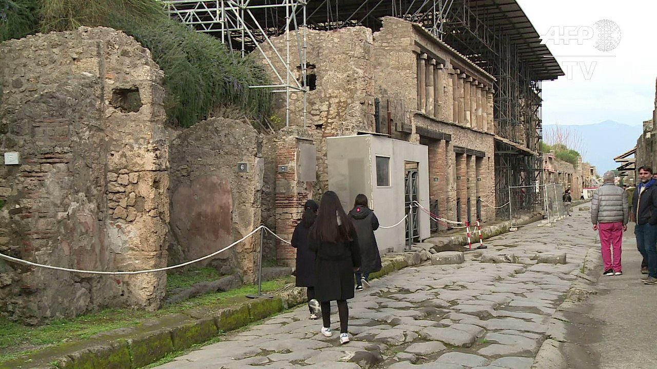 Am Valentinstag Blick auf 2000 Jahre alten Kuss in Pompeji