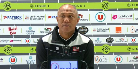Le point-presse d'Antoine Kombouaré avant Guingamp-Lyon