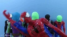 Учим цвета с пластелина супергерой игрушки Угадай игра Бэтмен против человека-паука против Венома