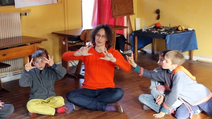 Cours d'anglais à l'école Steiner de Saint-Menoux