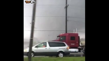 Une violente tornade a frappé les Etats-Unis !