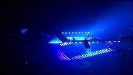 Buzz : Quand Drake demande à quatre fans de retirer leur voile pendant son concert !