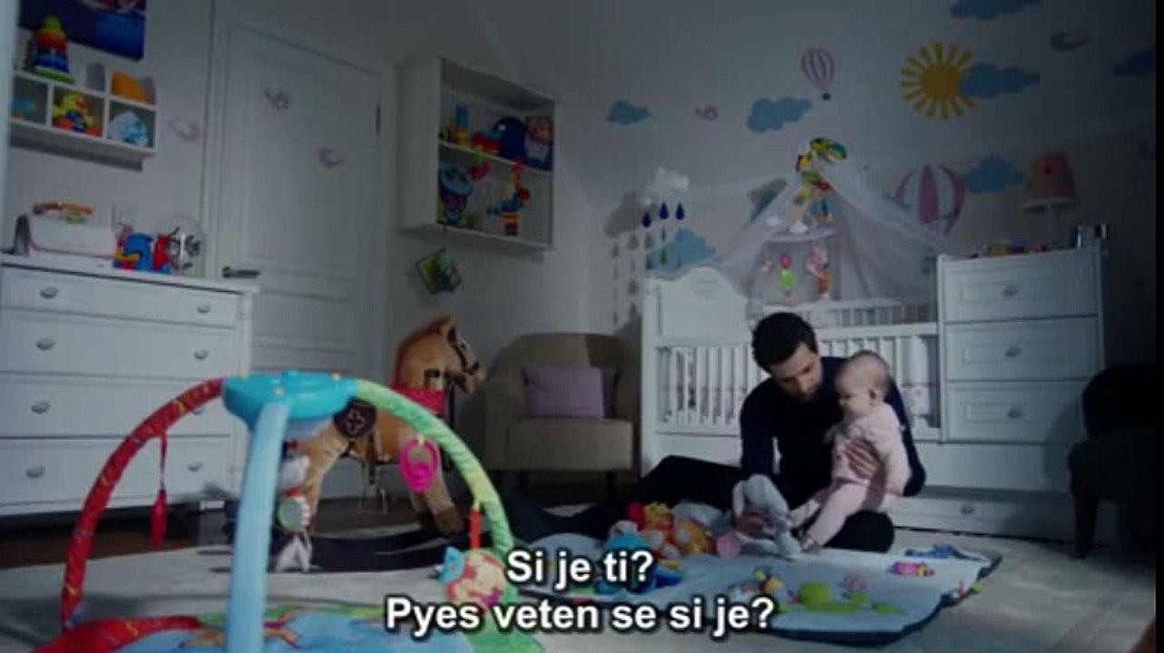 Dashuri e Erret 235 ( Me Titra Shqip )