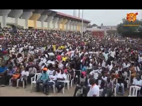 TNT surchauffe le PARC DES SPORT aux assises de la Jeunesse