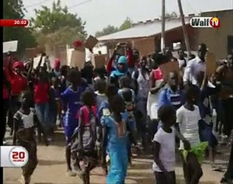NDIAGANIAO: Mouvement d'humeur des élèves d'un centre de formation en colère contre la mauvaise gestion du directeur