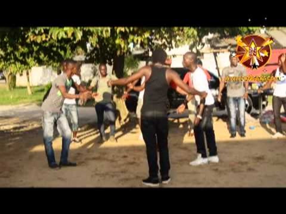 Démo de la danse "LOVE YA" de TNT