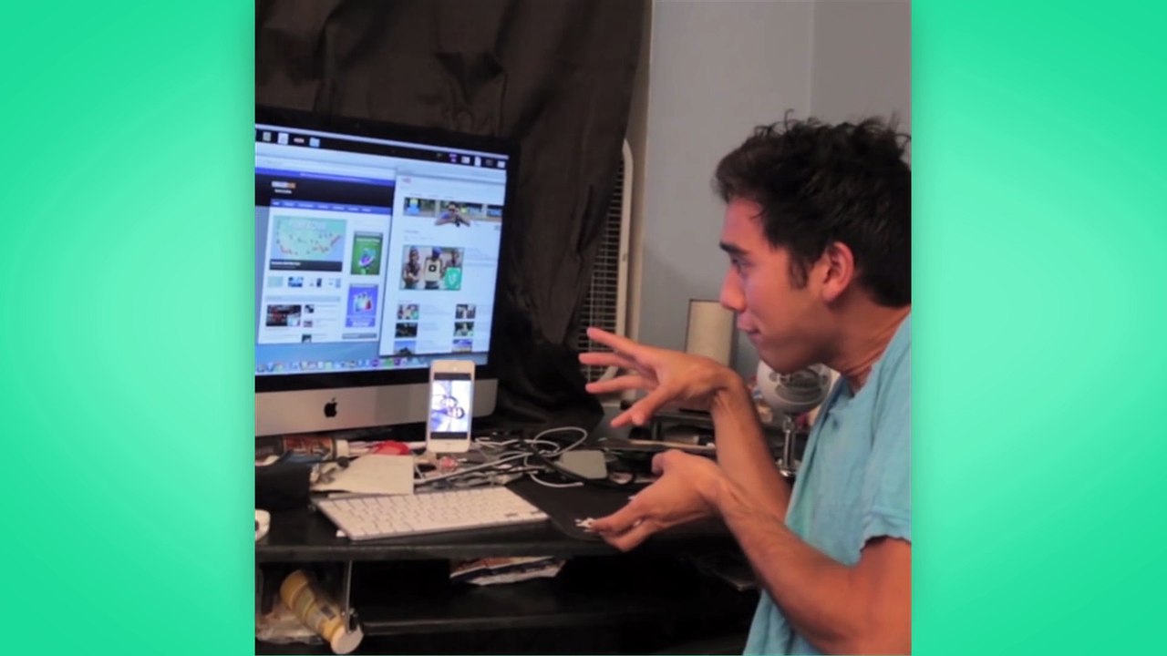 A Floating iPhone - Vine